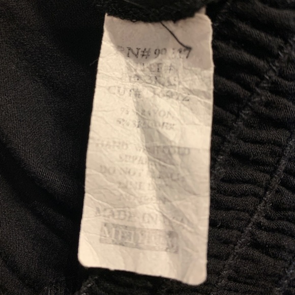 M heart m size Medium black high neck sleeveless top elastic and ruffle bottom - Picture 7 of 8